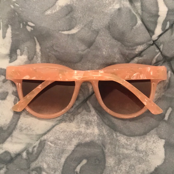 Forever 21 sunglasses - Picture 2 of 2